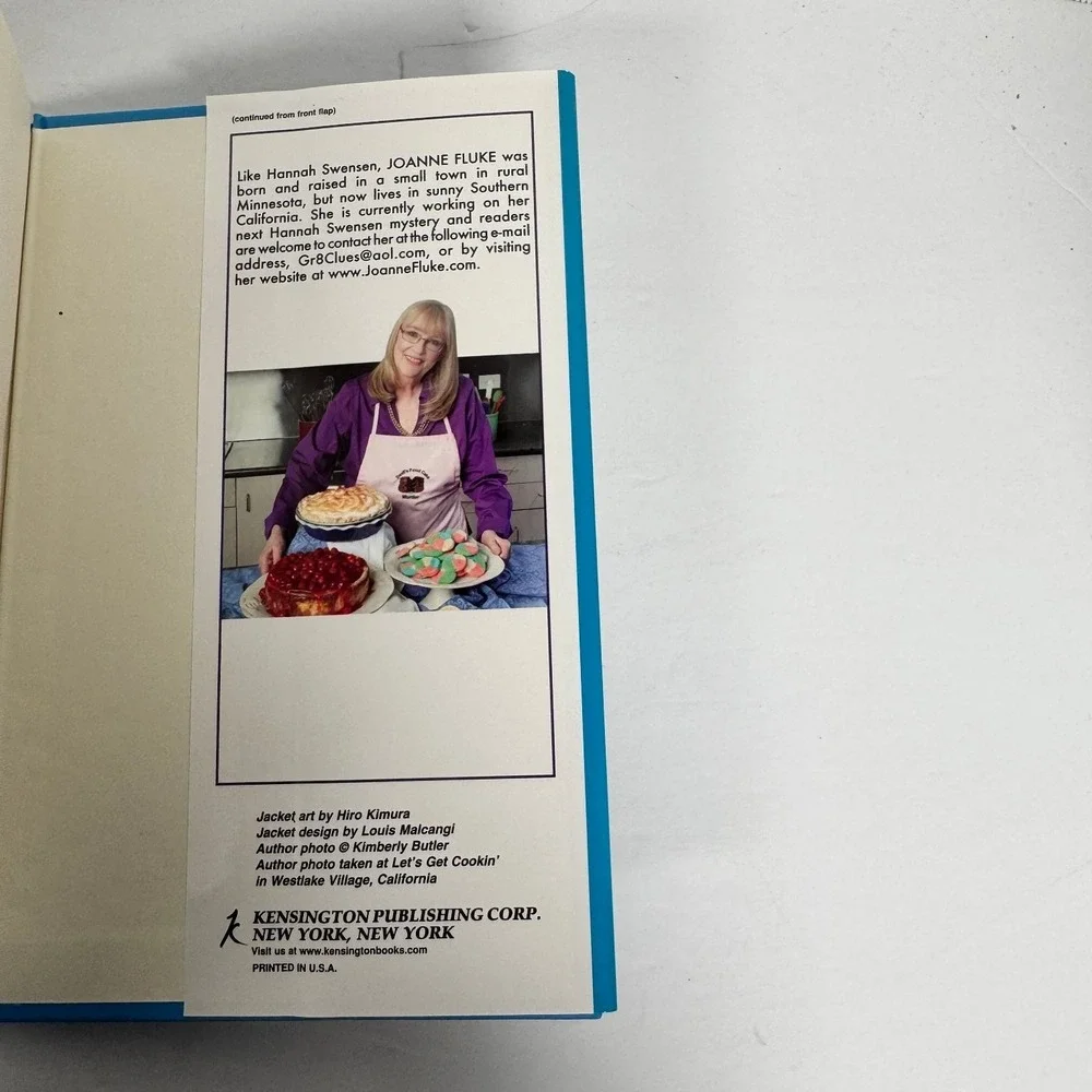 Blackberry Pie Murder‎ Joanne Fluke 2014 First Edition Hardcover Mystery Recipes